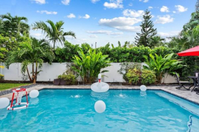 Heated Pool Oasis